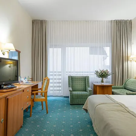 מלון Wodnik וובה